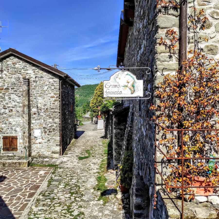 Eremo Gioioso Villa Pontremoli Bagian luar foto